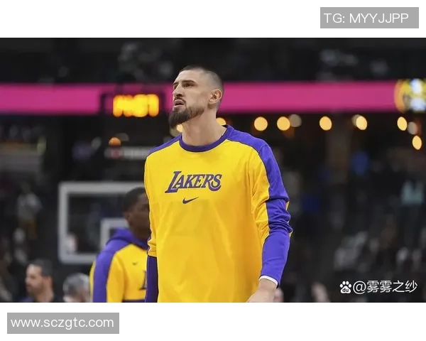 湖人对决开拓者季后赛第三场直播视频精彩回顾与分析